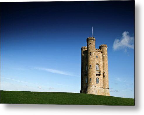 Viewpoint Metal Print featuring the photograph Broadway Tower Horizontal by Pkfawcett