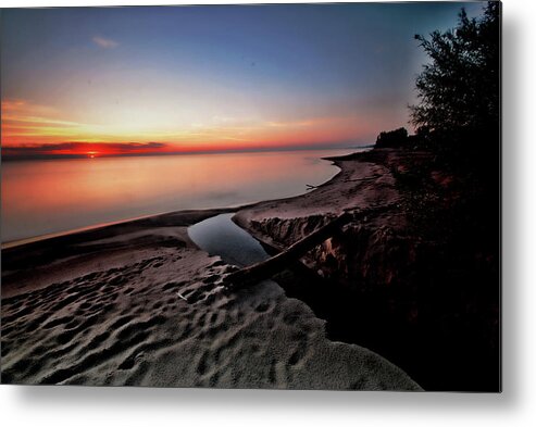 Sunrise Metal Print featuring the photograph Lake Erie at sunrise by Bill Jonscher