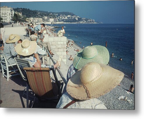 Water's Edge Metal Print featuring the photograph Nice Seafront by Michael Ochs Archives