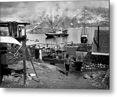 Horizontal Metal Print featuring the photograph Ships In Harbor by LIFE Picture Collection