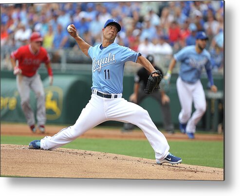 American League Baseball Metal Print featuring the photograph Jeremy Guthrie by Ed Zurga