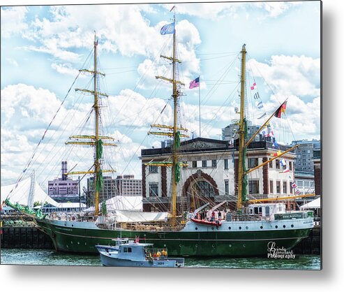 Alexander Von Humboldt Ii Metal Print featuring the photograph Alexandar von Humboldt II by Linda Constant