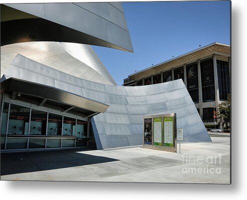 Frank Gehry Metal Print featuring the photograph Gehry Architect California WDCHall by Chuck Kuhn