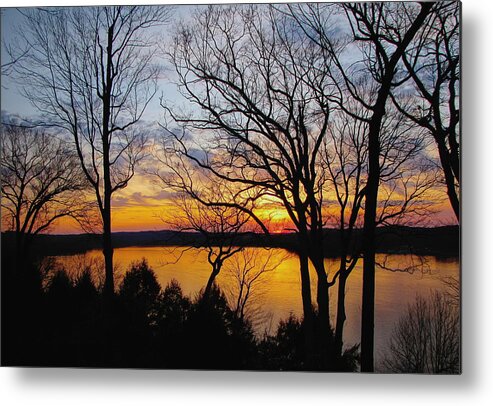 Sunset Metal Print featuring the photograph Sundown by Susan Hope Finley