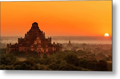 Landscape Metal Print featuring the photograph Sunrise view of dhammayangyi temple by Pradeep Raja Prints
