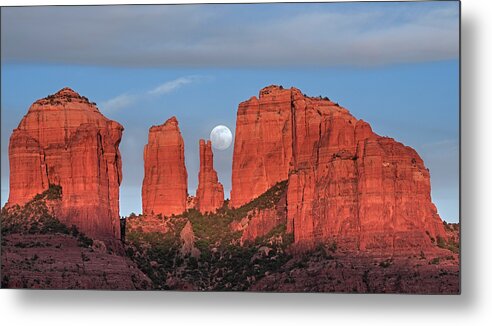 Loree Johnson Photography Metal Print featuring the photograph Sedona Moon by Loree Johnson