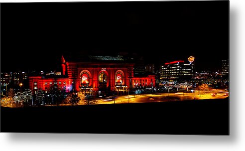 Kansas City Metal Print featuring the photograph Kansas City's Union Station in Chiefs Red by Alan Hutchins