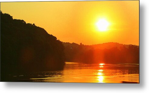 Sunset Metal Print featuring the photograph Sunspiration by Julie Lueders 