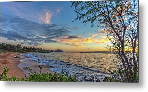 Makena View Metal Print featuring the photograph Makena View by Chris Spencer
