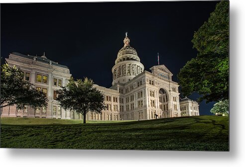 Austin Metal Print featuring the photograph Capital On A Hill by David Downs