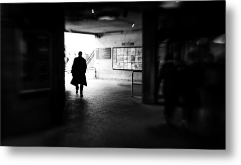 35 Mm Metal Print featuring the photograph After work - Dublin, Ireland - Black and white street photography by Giuseppe Milo