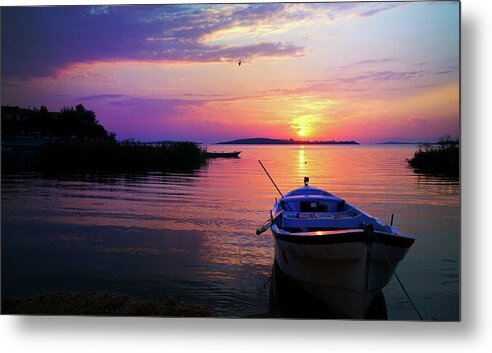 Photo Of Sunset Metal Print featuring the photograph Glow of Sunset by Lilia S