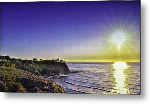  Metal Print featuring the photograph Sky Light by Joseph Hollingsworth