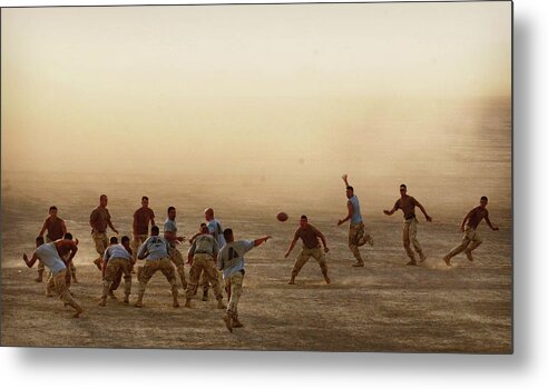 Dust Metal Print featuring the photograph 82nd Airborne Paratroopers In by Chris Hondros