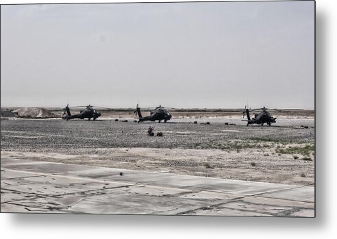  Metal Print featuring the photograph Flight line by Doug Wittrock