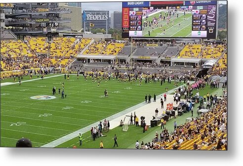 Pittsburgh Metal Print featuring the photograph Heinz Field, Pittsburgh PA by Pour Your heART Out Artworks