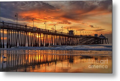 2019 Metal Print featuring the photograph Last Monday Sunset of 2019 by Sam Antonio