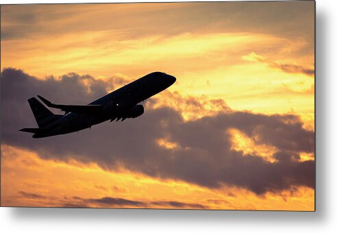 Aircraft Metal Print featuring the photograph Regional Jet Departing Dallas by Phil And Karen Rispin
