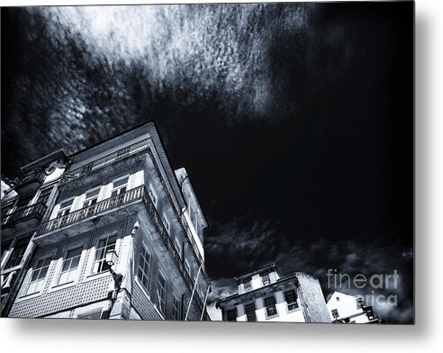 Looking Up Metal Print featuring the photograph Looking Up by John Rizzuto