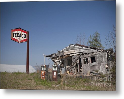 Texaco Metal Print featuring the photograph Texaco Country Store by T Lowry Wilson