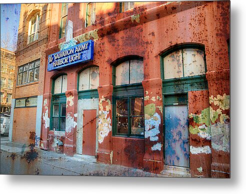 Portland Metal Print featuring the photograph The Gift - Portland Oregon by Spencer McDonald