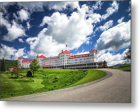 Bretton Woods Metal Print featuring the photograph Omni Mount Washington Hotel by Robert Clifford