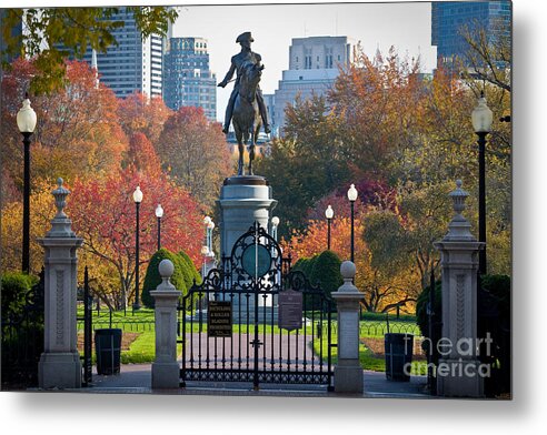 Autumn Metal Print featuring the photograph Washington statue in Autumn by Susan Cole Kelly