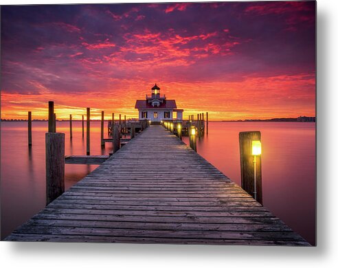 North Carolina Metal Print featuring the photograph North Carolina Outer Banks Manteo Lighthouse OBX NC by Dave Allen