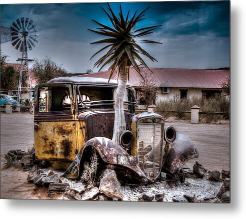 Old Metal Print featuring the photograph An embrace that cannot be unloosened - 2 by Claudio Maioli