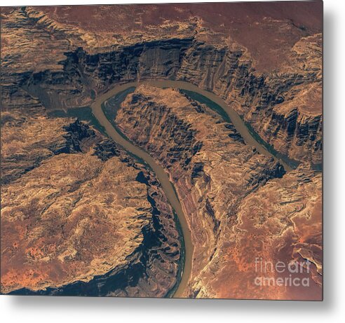 Horseshoe Metal Print featuring the photograph Horseshoe Shaped Canyon on Green River in Utah by David Oppenheimer