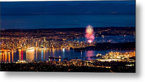 Vancouver Metal Print featuring the photograph Celebration of Light 2014 - Day 1 - USA by Alexis Birkill