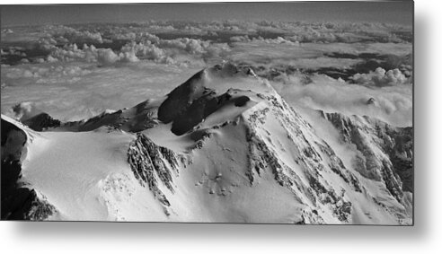 North America Metal Print featuring the photograph Mount McKinley - The Great One by Juergen Weiss