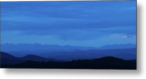 Rocky Metal Print featuring the photograph Looking West - 2822 by Jon Friesen