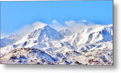 Sky Metal Print featuring the photograph Snow by Marilyn Diaz