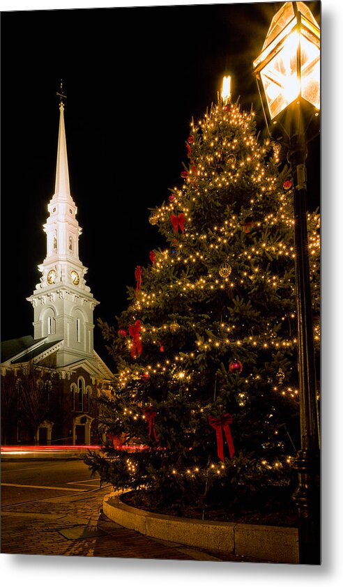 Christmas Metal Print featuring the photograph Holiday Time In Market Square. by Jeff Sinon
