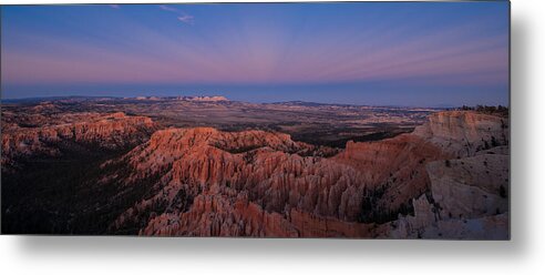 Bryce Canyon Metal Print featuring the photograph God Rays 2 by George Buxbaum