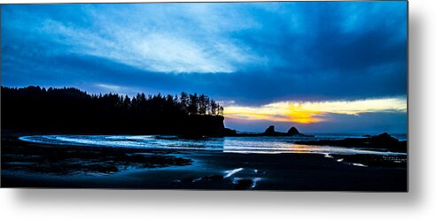  Metal Print featuring the photograph Sunset Beach #30 by Angus HOOPER III