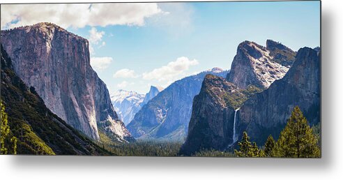 Yosemite Metal Print featuring the photograph Yosemite Iconic Tunnel View by Lindsay Thomson