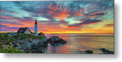 Portland Head Light Metal Print featuring the photograph Maine sunrise at the Portland Head Light by Juergen Roth