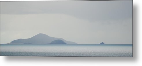 Airlie Beach Metal Print featuring the photograph Airlie Beach Seascape 1 by Rob Huntley