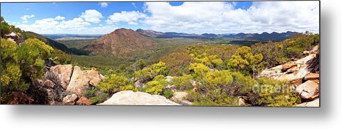Wangara Hill Flinders Ranges South Australia Outback Australian Landscape Landscapes Metal Print featuring the photograph Wangara Hill Flinders Ranges South Australia by Bill Robinson