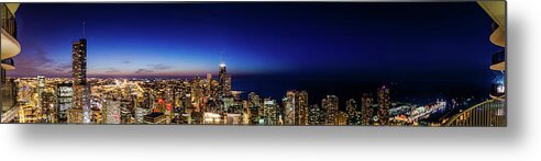 Chicago Metal Print featuring the photograph Chicago North Side by Raf Winterpacht