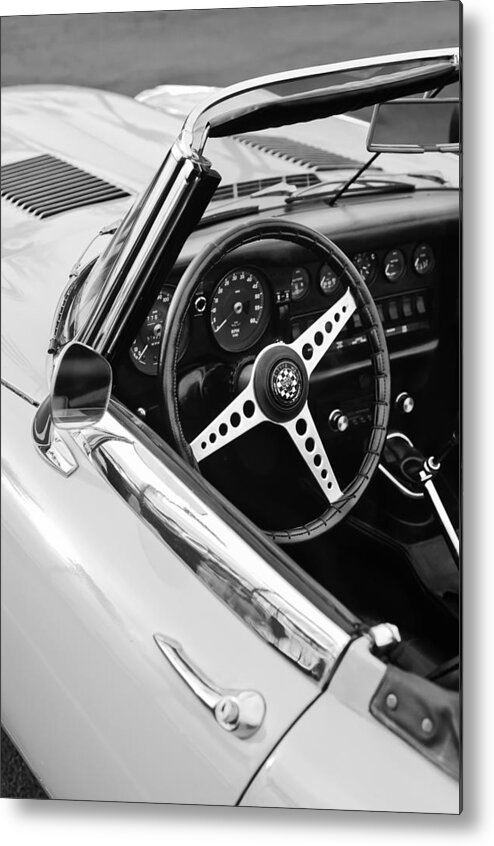 1970 Jaguar Xk Type-e Steering Wheel Metal Print featuring the photograph 1970 Jaguar Xk Type-e Steering Wheel by Jill Reger