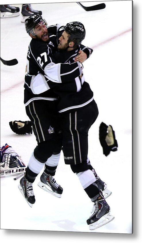 Playoffs Metal Print featuring the photograph 2014 Nhl Stanley Cup Final - Game Five by Christian Petersen