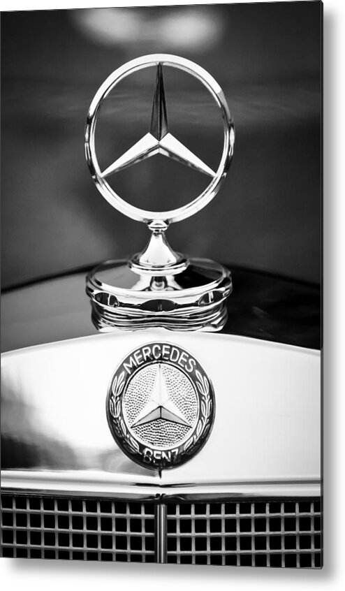 Mercedes-benz Hood Ornament Metal Print featuring the photograph Mercedes-Benz Hood Ornament by Jill Reger