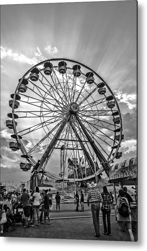 Ferris Wheel Metal Print featuring the photograph Childs Delight by Sennie Pierson