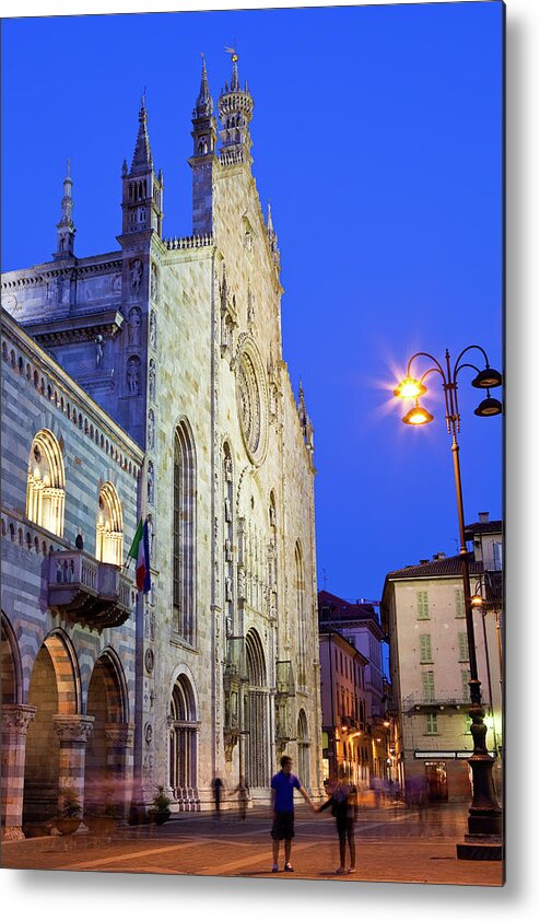 People Metal Print featuring the photograph Como Cathedral Duomo And Piazza Del by Richard I'anson