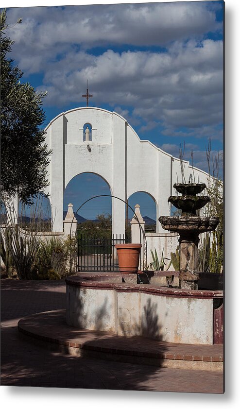 Arches Metal Print featuring the photograph Courtyard at the Mission by Ed Gleichman