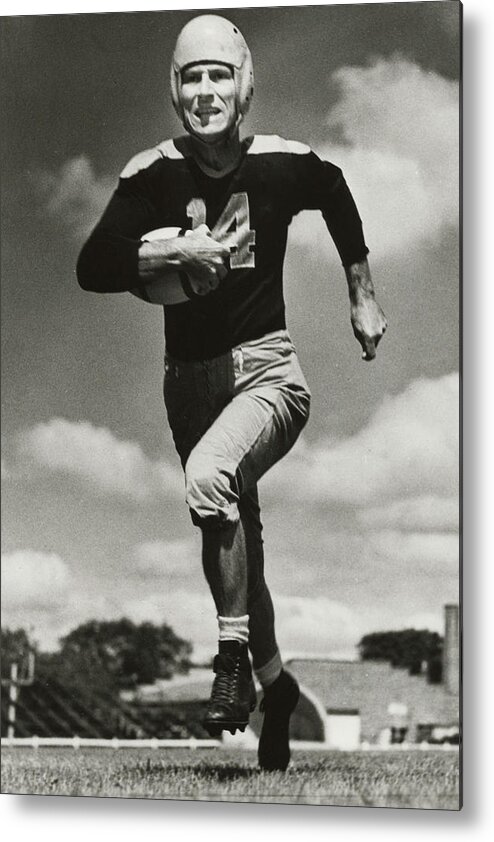 Don Metal Print featuring the photograph Don Hutson running by Gianfranco Weiss