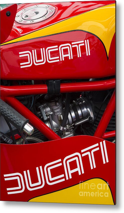Ducati 900ss Tt2 Metal Print featuring the photograph Ducati 900ss TT2 Motorcycle by Tim Gainey
